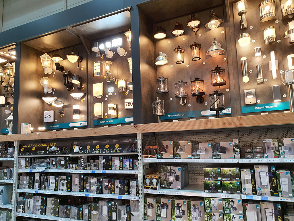 Moderne oder klassische Wandlampen, in unserer Leuchten Abteilung ist für jeden Geschmack etwas dabei.